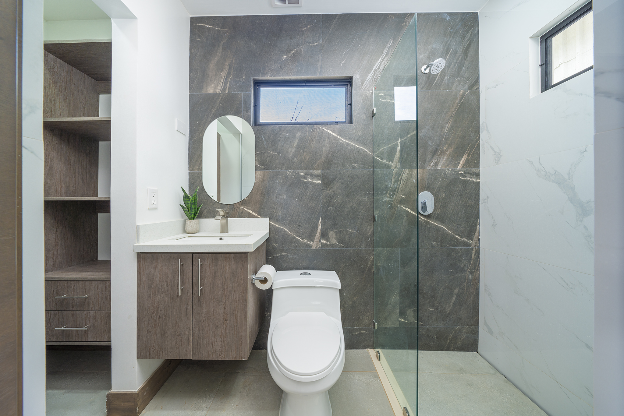 Casita bathroom